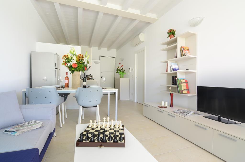 Sirmione Halldis Apartments Quarto foto