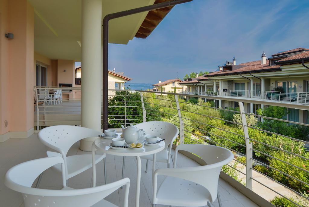 Sirmione Halldis Apartments Exterior foto